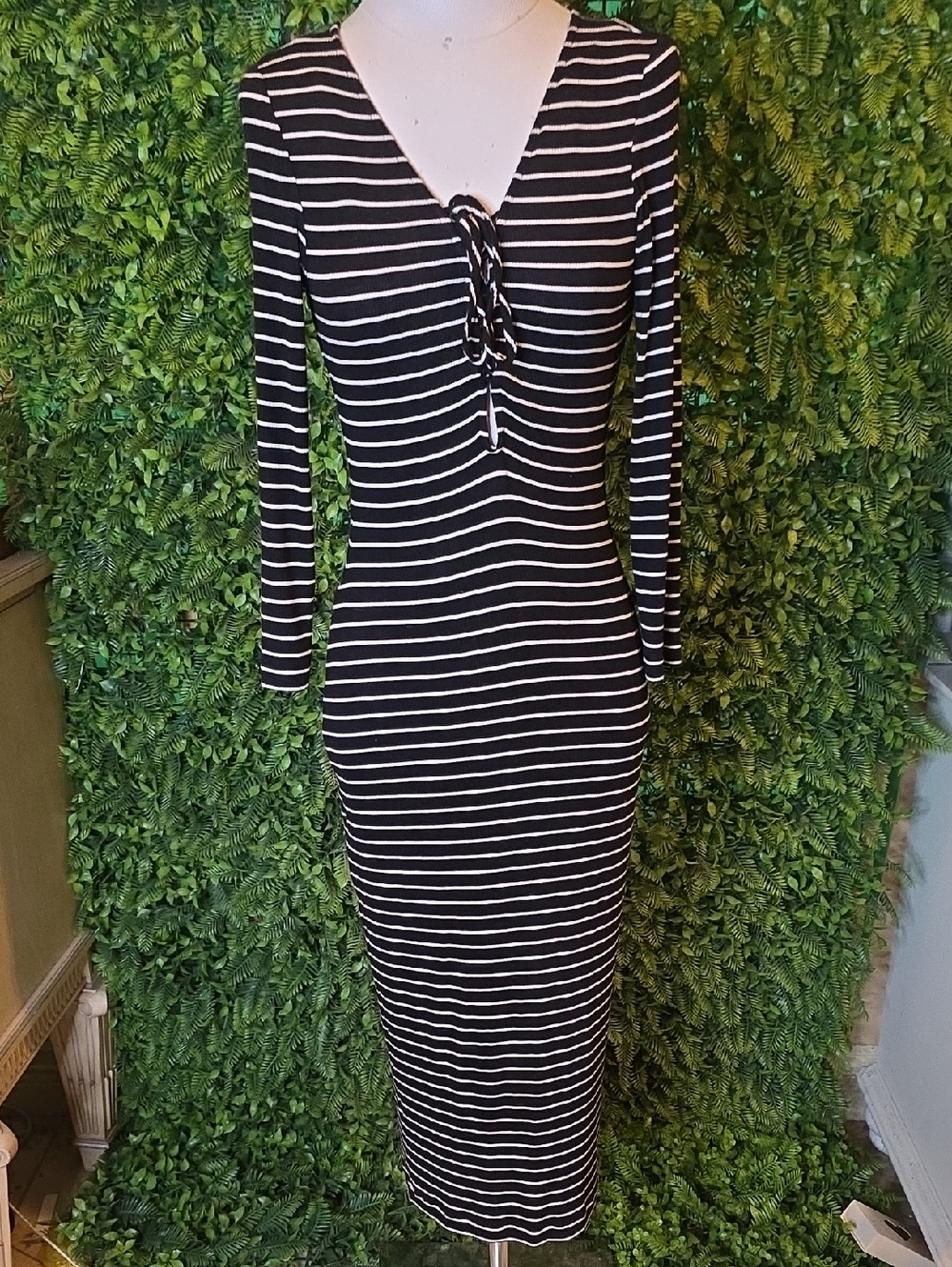 Gianni Bini Black and White Striped Long Sleeve Midi Dress with Front Tie